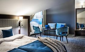 Sezony. Restauracja i Hotel